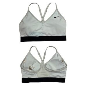Nike Women's Gray and Black‎ Sports Bra